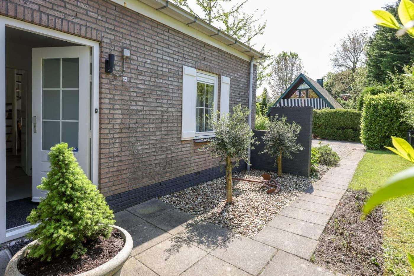 Hello Zeeland - Vakantiehuis De Elf Boompjes 64 Bruinisse Luaran gambar